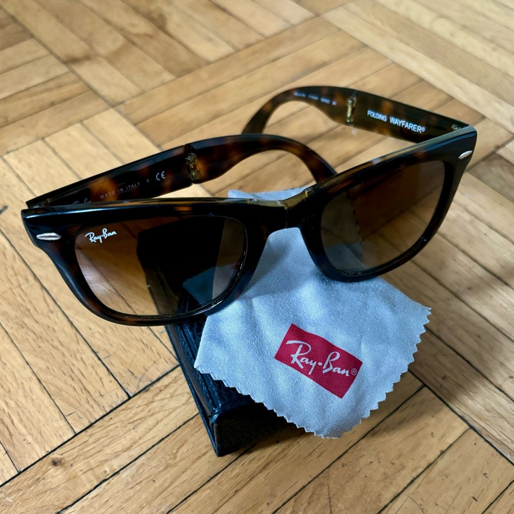 RAY-BAN Folding Wayfarer Sunglasses